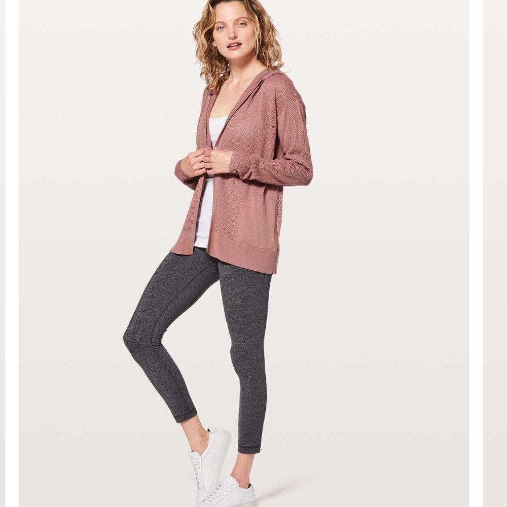 Lululemon Still Movement Wrap Heathered Quicksand Size 4/6